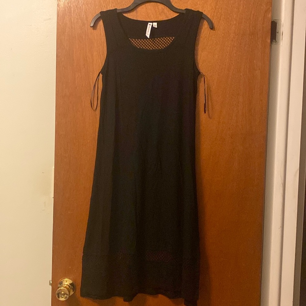 Cable & Gauge small black sleeveless dress